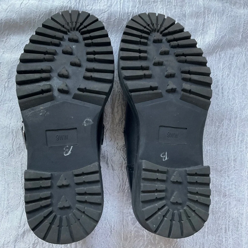 Torrid Black Chunky Wingtip Lug Sole Mary Jane Shoes 9WW Wide With Dark Academia